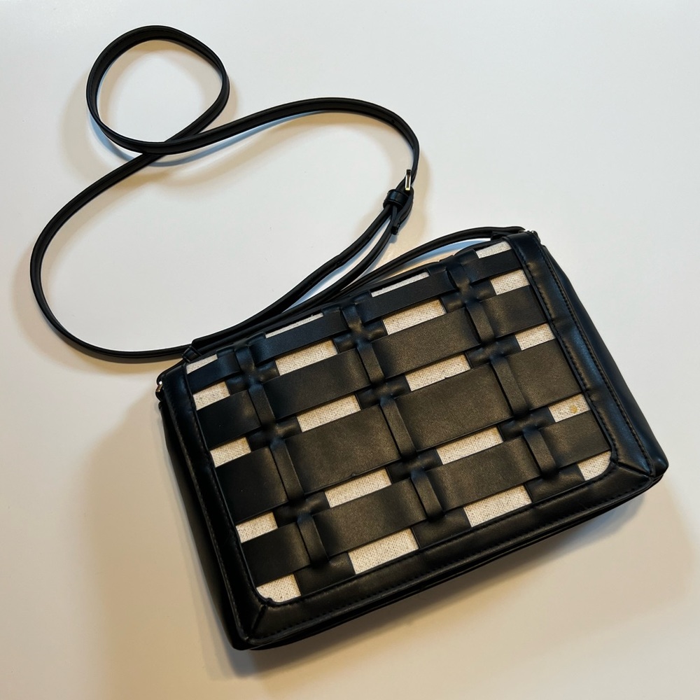 Basket Weave Woven Crossbody Bag - A New Day in Black